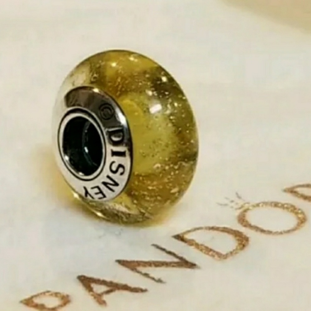 Pandora Disney's Belle's signature Murano bead. - Picture 3 of 6